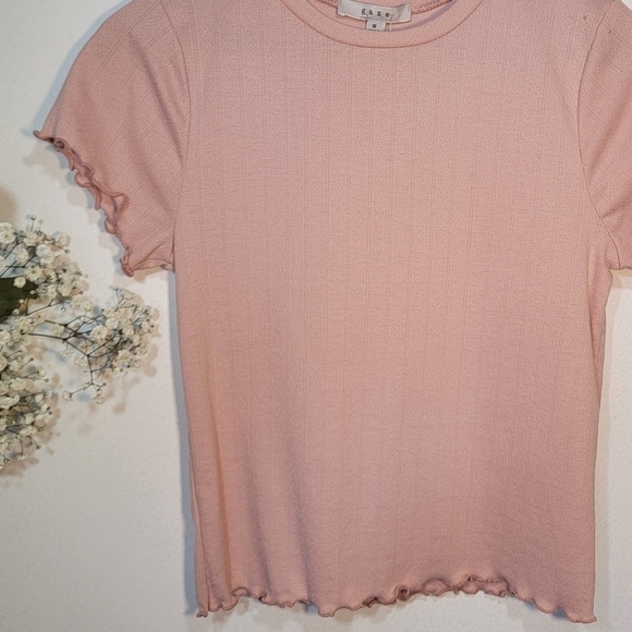 NEW pink Gaze crop top frilly Size medium - Picture 2 of 8